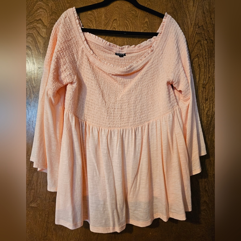 Off the Shoulder Torrid Top, Light Orange.